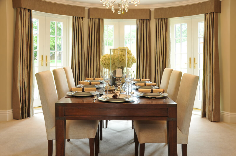 pencil-pleat-curtain-dining